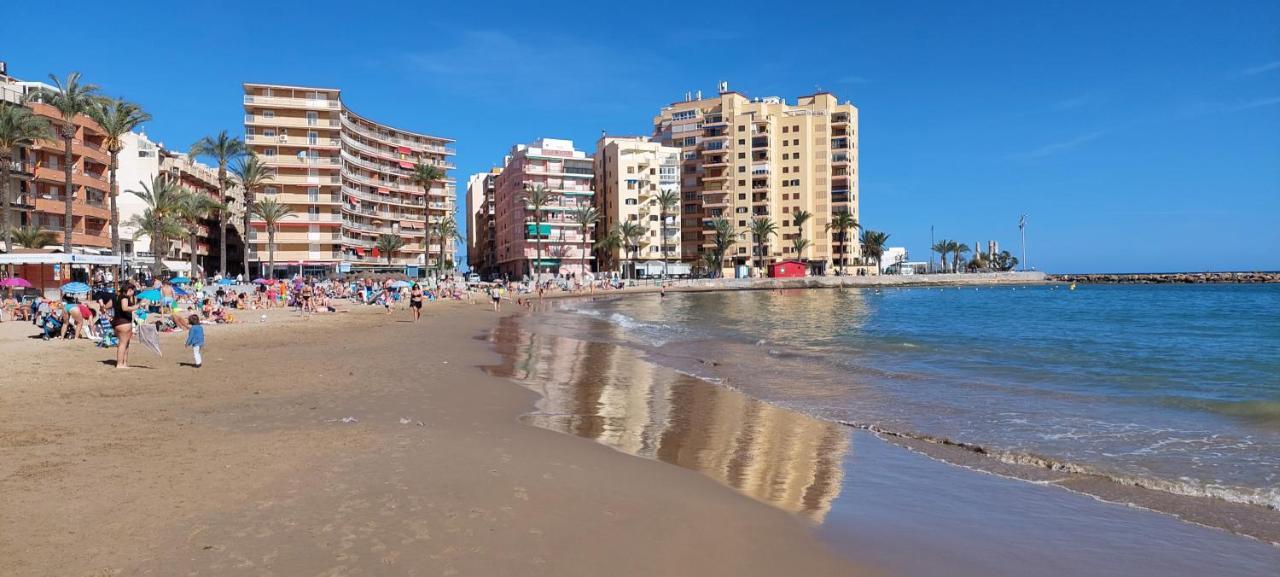 Torrevieja 2 Bedroom Holiday Apartment エクステリア 写真